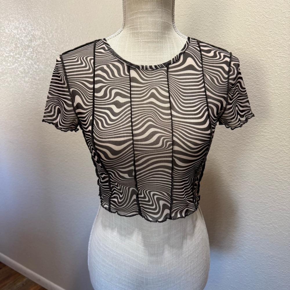 DIVIDED by H & M - Black & White Sheer Wave-Print Crop Top - Size Small
